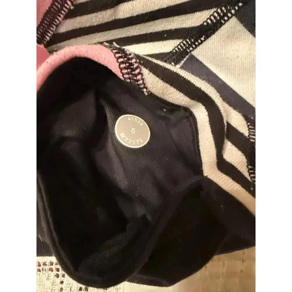 LULULEMON BOOGIE SHORT black size 6 - Picture 3 of 3